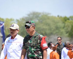 Pangdam IX/Udayana pimpin Pengamanan VVIP Kunjungan Kerja Presiden RI di Kupang.